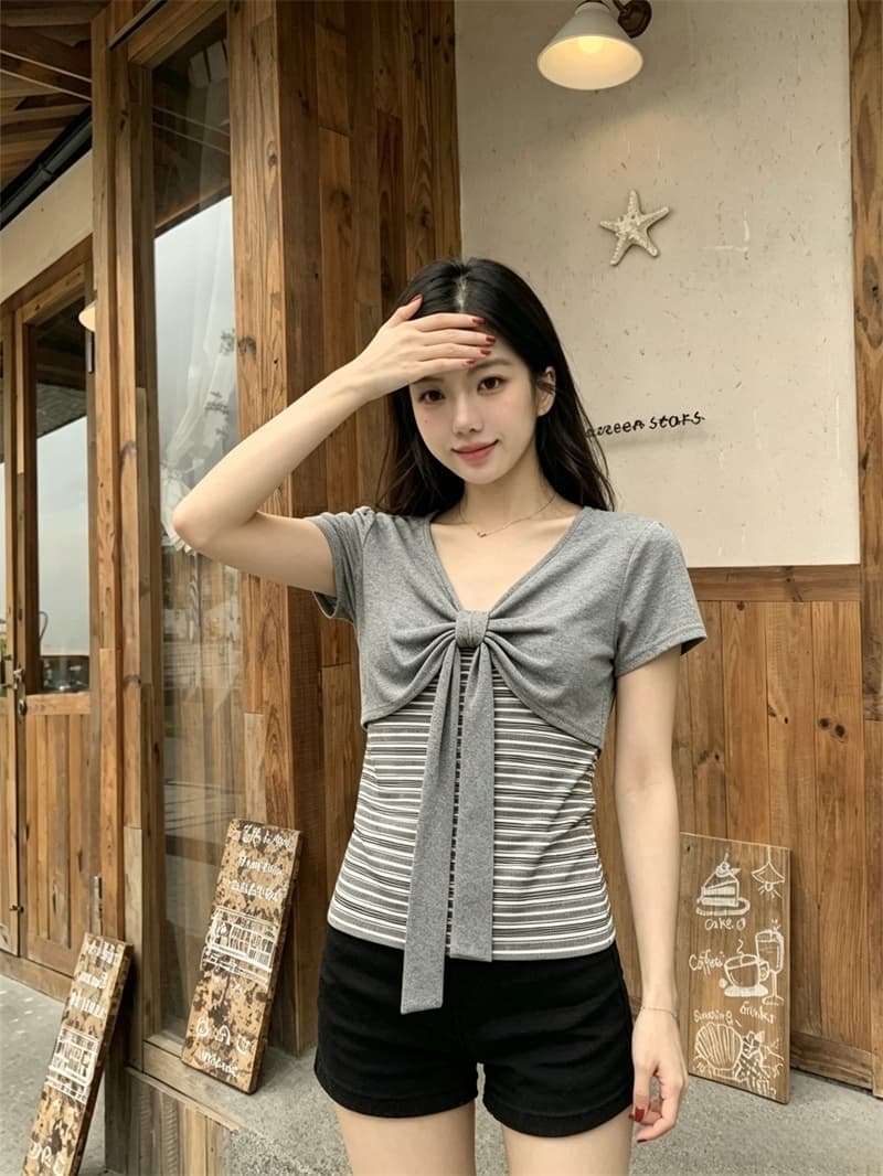 실사 프랑스식 나비 기계 V넥 반팔 티셔츠 여성 여름 새로운 페이크 레이어드 한 부서 착용 가져 가라. 상세 이미지 6