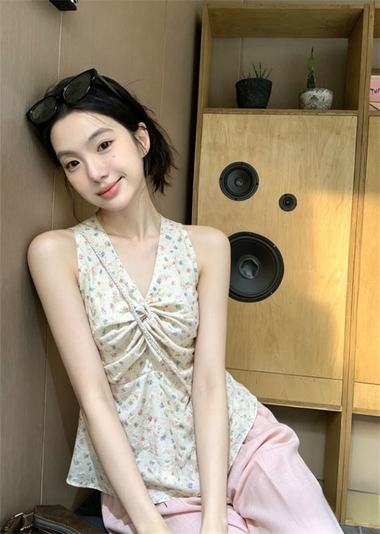 실사 프랑스식 꽃무늬 자수 행침 목 조끼 여름 아름다운 디자인 센스 작은 대중 맨위 상세 이미지 10