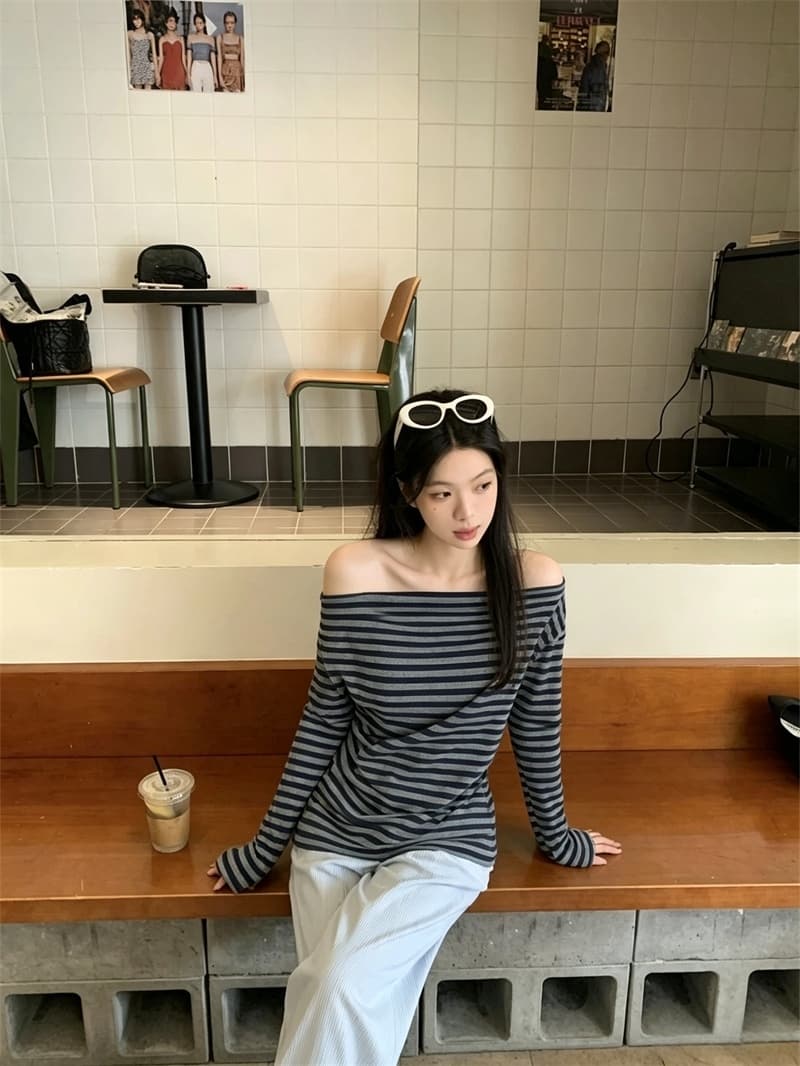 실사 한국 스타일 미니멀리즘 보트넥 스트라이프 기본 셔츠 슬림해 보이는 다용도 맨위 티셔츠 여성 상세 이미지 1