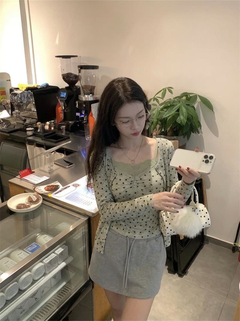 실사 분위기 센스 낭만주의 우아한 하트 레이스 조각 페이크 레이어드 작은 셔츠 맨위 여성 상세 이미지 5