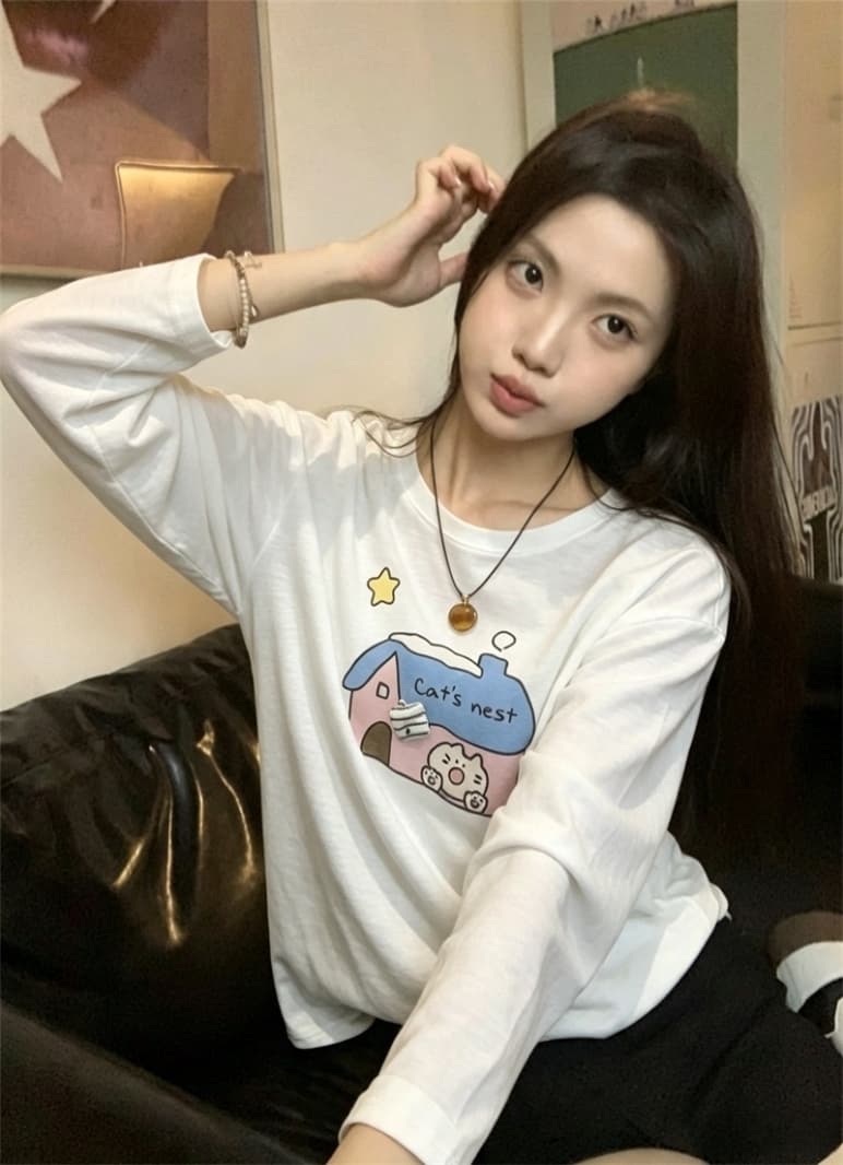 실사 이른 가을 새로운 한국 스타일 귀여운 만화 스프레이 인쇄 긴팔 티셔츠 여성 상세 이미지 5