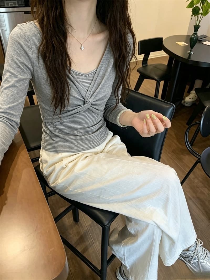 실사 디자인 센스 초강력 가을 새로운 페이크 레이어드 긴팔 티셔츠 꼬집기 허리 핀치 Pleat 종이 사람들 맨위 여성 이미지 4