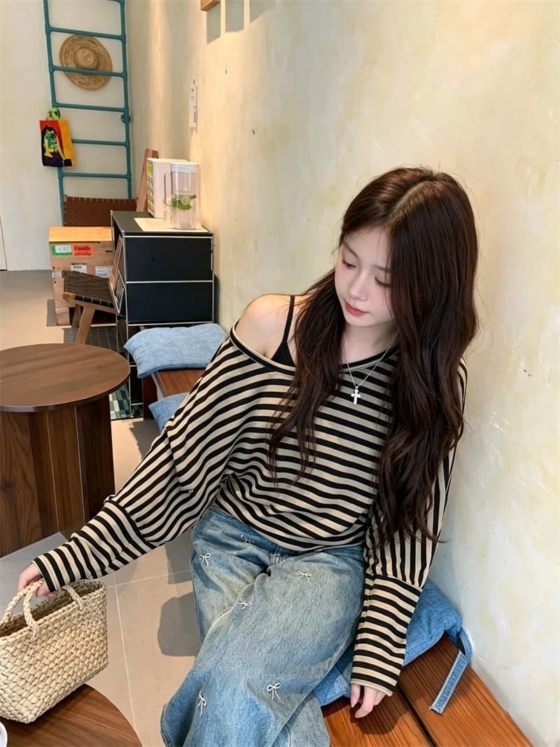 실사 가을 새로운 한국 스타일 미니멀리즘 보트넥 스트라이프 투피스 세트 기본 셔츠 슬림해 보이는 다용도 맨위 티셔츠 여성 상세 이미지 3