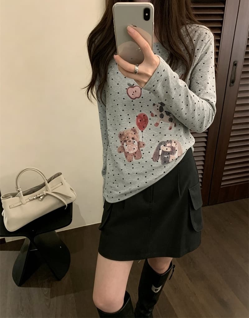 실사 귀여운 만화 작은 곰 스프레이 인쇄 도트 무늬 긴팔 티셔츠 여성 한 부서 ins 이른 가을 새로운 긴팔 밑바닥 상세 이미지 9