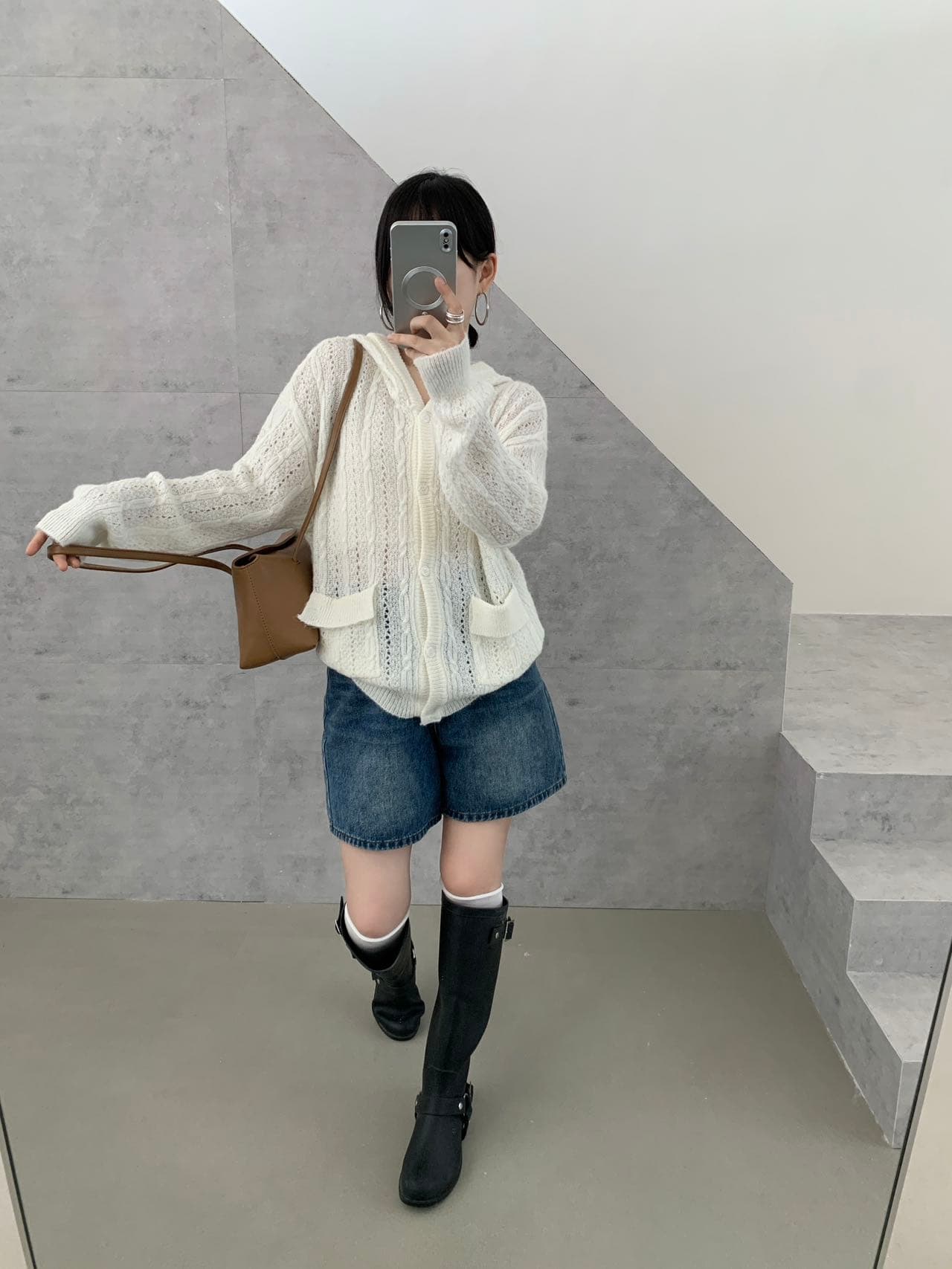 홀로우 아웃 부드러운 찹쌀 후드 싱글 줄 버튼 니트 오픈 가디건 가을 새로운 한국 스타일 루즈핏 느긋한 센스 스웨터 여성 코트 상세 이미지 4