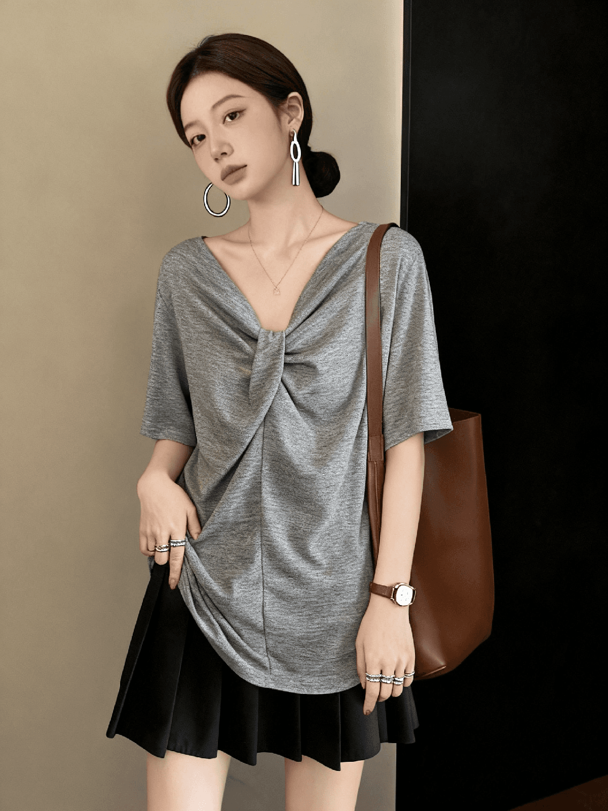 빅 사이즈 여성 의류 표지 배 느긋한 바람 비틀림 반팔 티셔츠 2026 새로운 지방 mm 여름 허리 수축 슬림해 보이는 맨위 상세 이미지 8