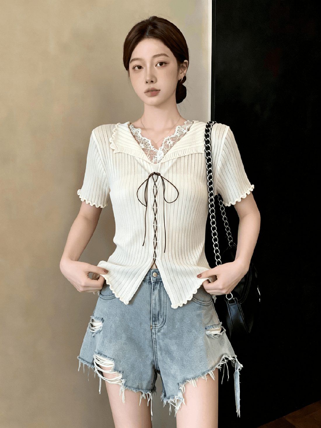 레이스 측면 V넥 긍정적 인 어깨 반팔 티셔츠 여성 2026 여름 새로운 작은 셔츠 빅 사이즈 지방 mm 슈퍼 잘 생긴 맨위 상세 이미지 4