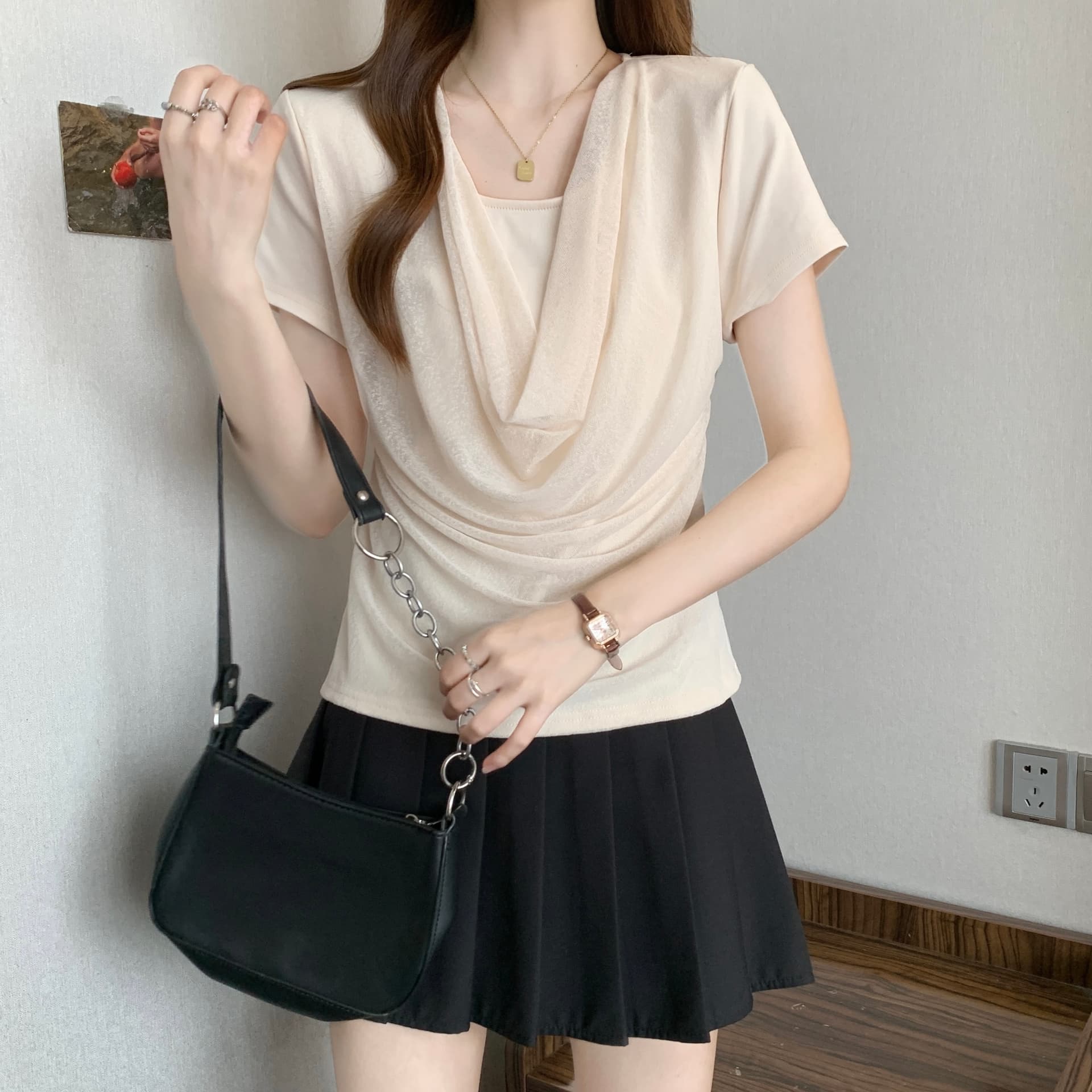 페이크 레이어드 흔들다 칼라 망사 티셔츠 여성 여름 몸매 가꾸기 긍정적 인 어깨 반팔 맨위 몸매 가꾸기 품격 쇼트 스타일 이미지 6