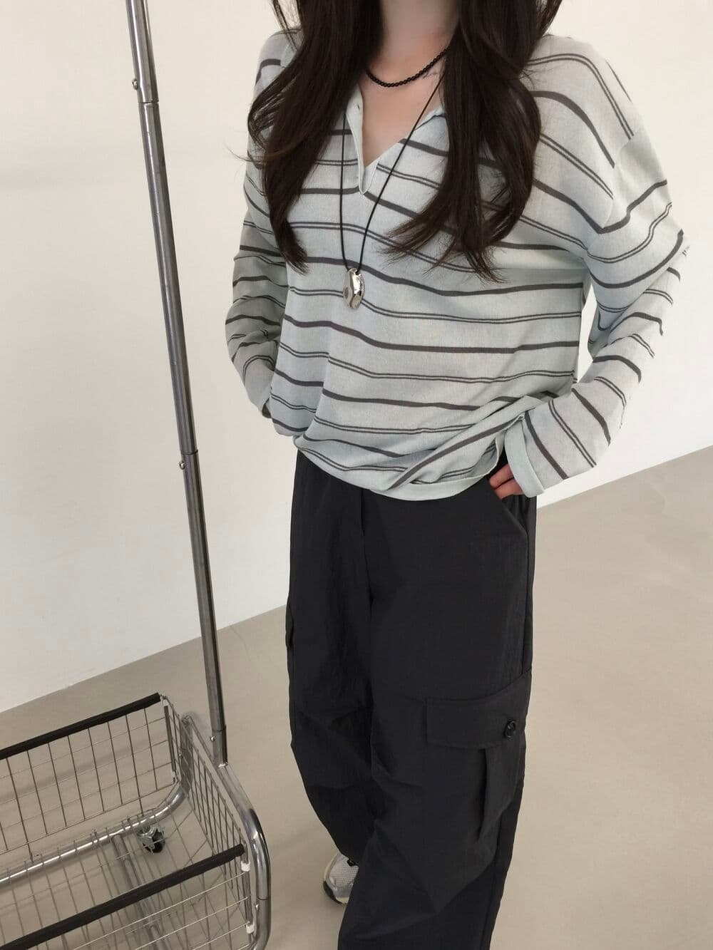 재고 있음 ins 레트로 배색 스트라이프 POLO 칼라 자외선 차단 니트 스웨터 여성 루즈핏 캐주얼 느긋한 센스 맨위 상세 이미지 18