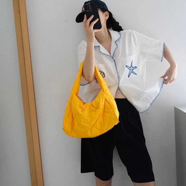 있음 선적 ins 한국 동대문 품격 셔츠 새로운 자수 꽃 반팔 여성 셔츠 루즈핏 슬림해 보이는 상세 이미지 3