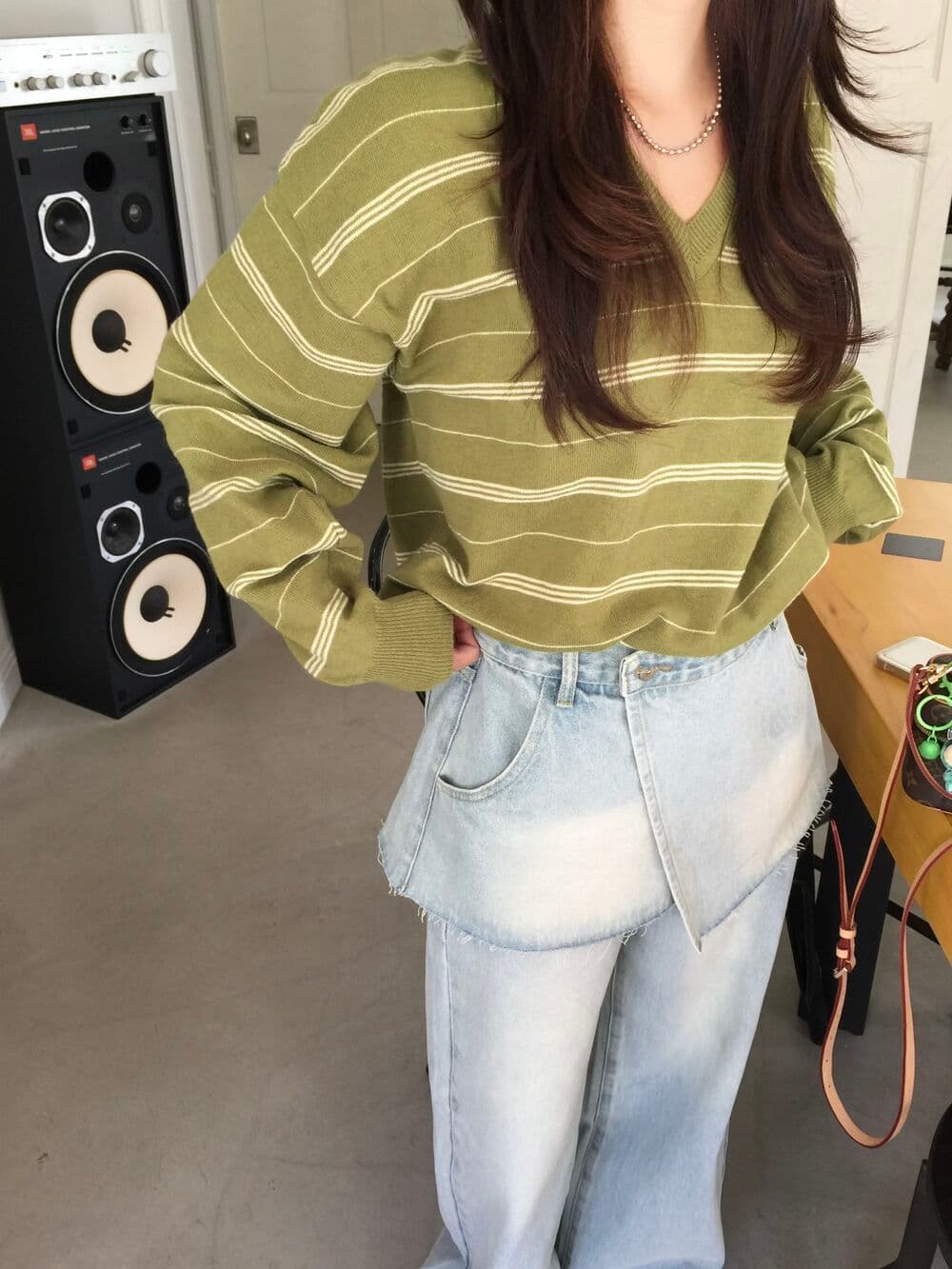 재고 있음 ins 한국 소녀 센스 다용도 V넥 스트라이프 루즈핏 풀오버 니트 스웨터 26 이른 가을 새로운 이미지 4