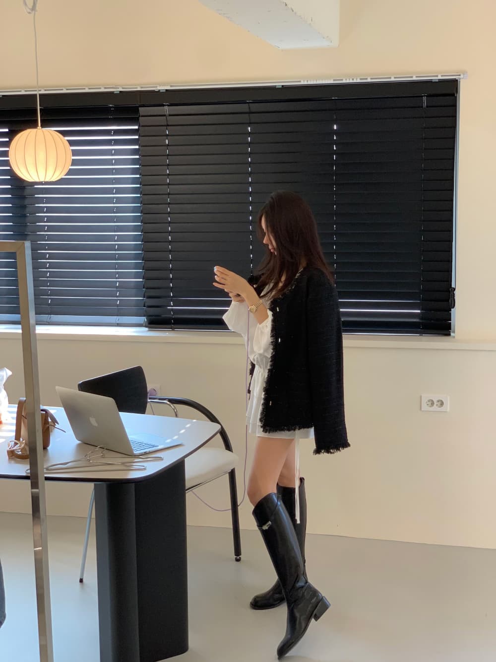재고 있음 ins 한국 동대문 가을 새로운 V넥 레이스업 펌프 로프 허리 수축 셔츠 드레스 상세 이미지 8