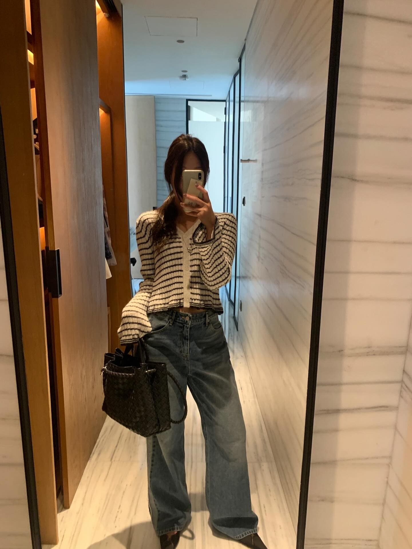 재고 있음 ins 한국 가을 겨울 새로운 부드러운 품격 V넥 나팔 소매 스트라이프 숙녀 니트 스웨터 스웨터 오픈 가디건 상세 이미지 14