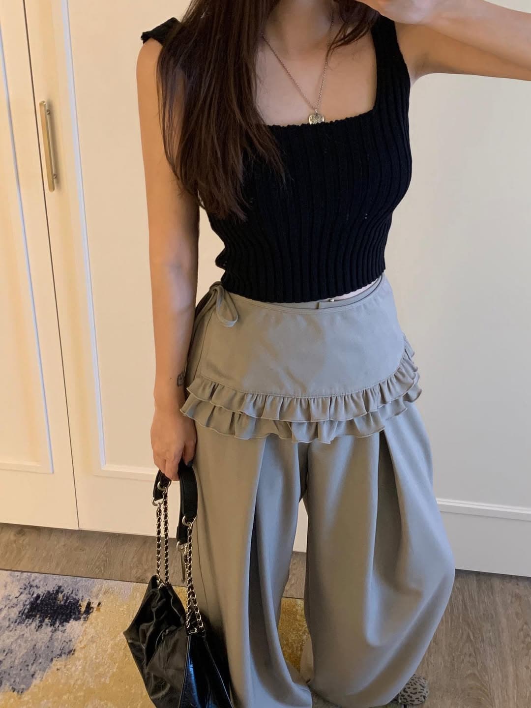 재고 있음 ins 한국 동대문 디자인 센스 연령 감소 프릴 스트랩 방귀 커튼 둘 착용 조거 와이드 레그 팬츠 긴 바지 상세 이미지 2