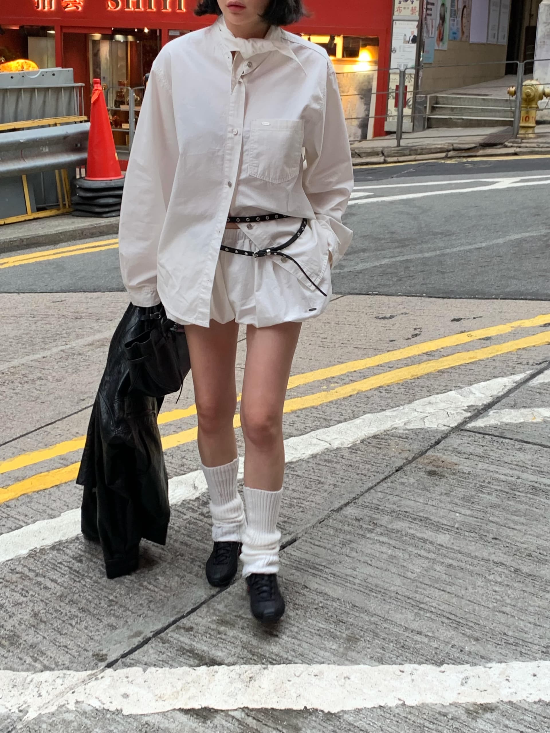 재고 있음 ins 한국 동대문 봄 여름 세련된 좋은 고급 센스 셔츠 포인터 포인터 칼라 짧은 치마바지 세트 상세 이미지 7