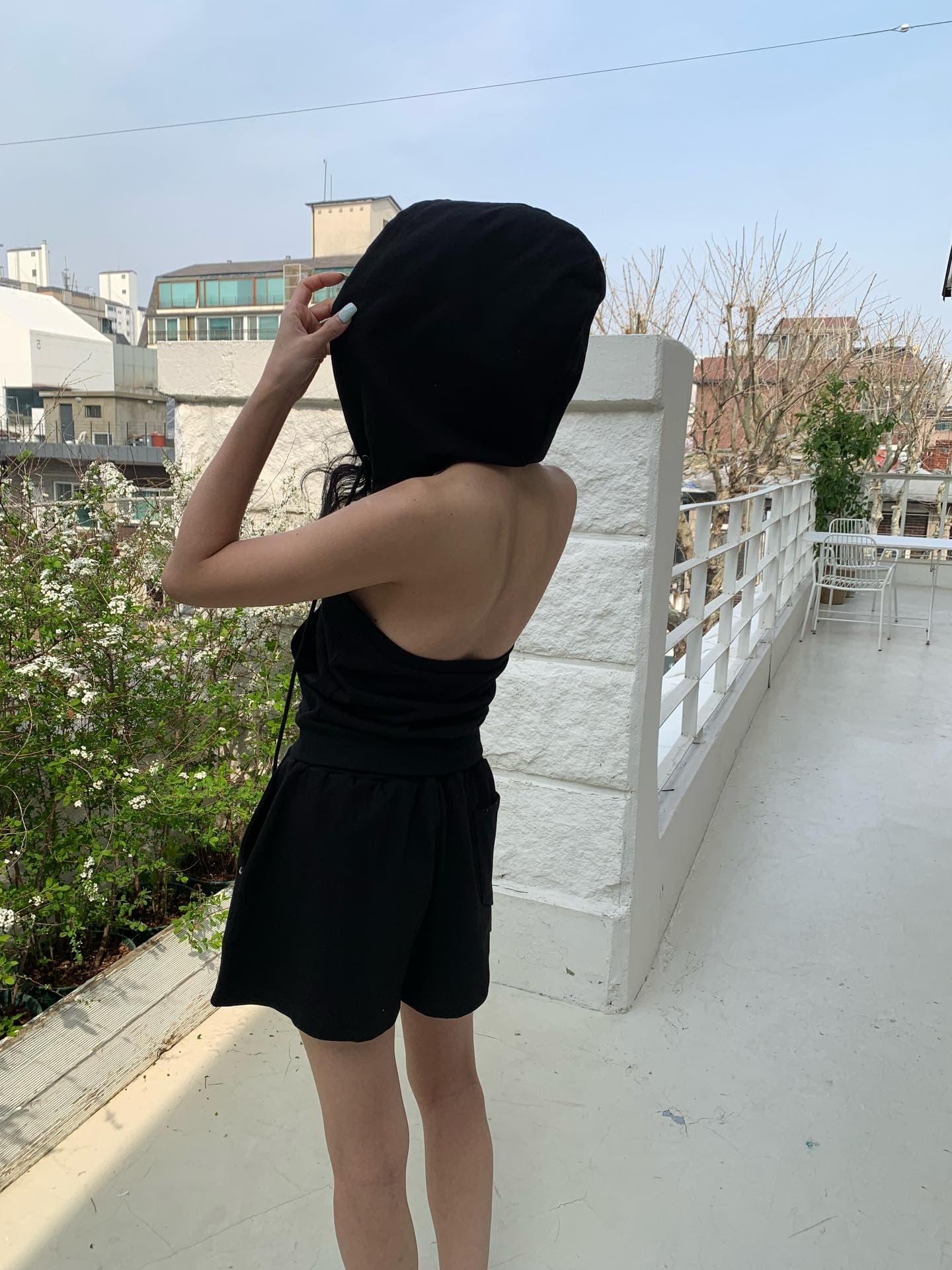 재고 있음 chic 한국 새로운 대 백리스 후드 민소매 후드티 여성 개성 삽입 포켓 지퍼 조끼 반바지 세트 상세 이미지 9