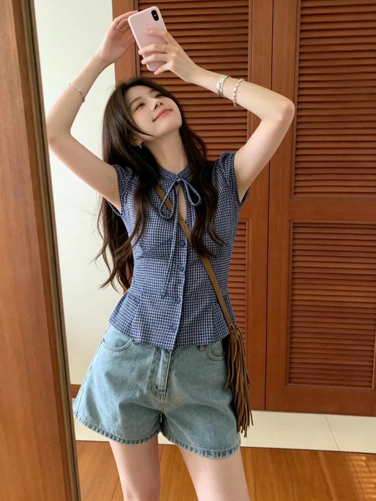 있음 선적 높은 품질 에디션 한 부서 체크무늬 반팔 여성 셔츠 여름 나비 매듭 홀로우 아웃 레이스업 허리 수축 셔츠 상세 이미지 11