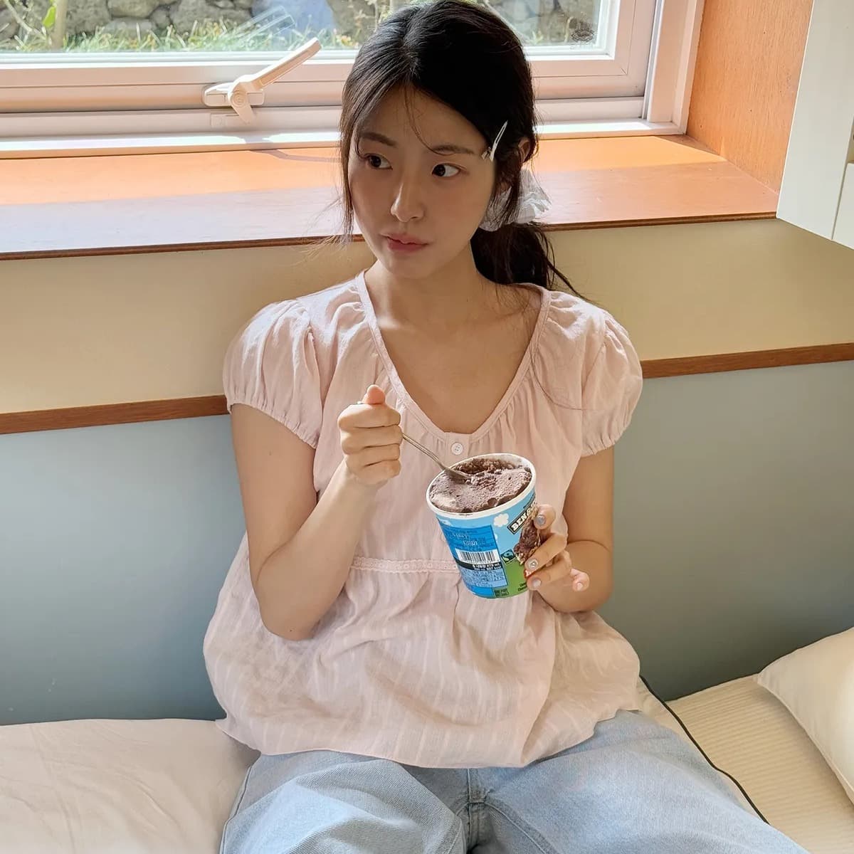 재고 있음 자오 아름다움 지연 하 니켈 그램 닫아 같은 단락 죽임 우는 소리 달콤한 자매 핑크색 거품 소매 라운드 넥 쇼트 스타일 셔츠