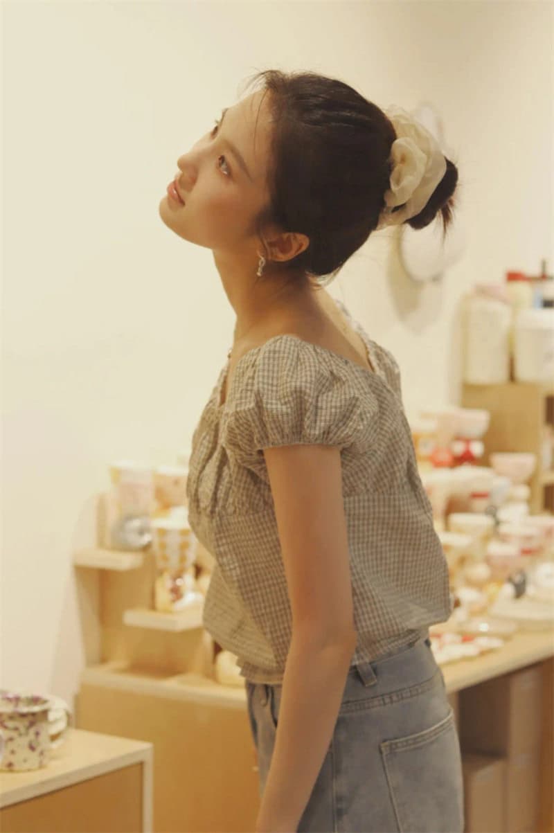 렌 민 장 후이 원자바오 같은 단락 레트로 보트넥 체크무늬 달콤함 거품 소매 셔츠 반팔 맨위 여성 상세 이미지 20