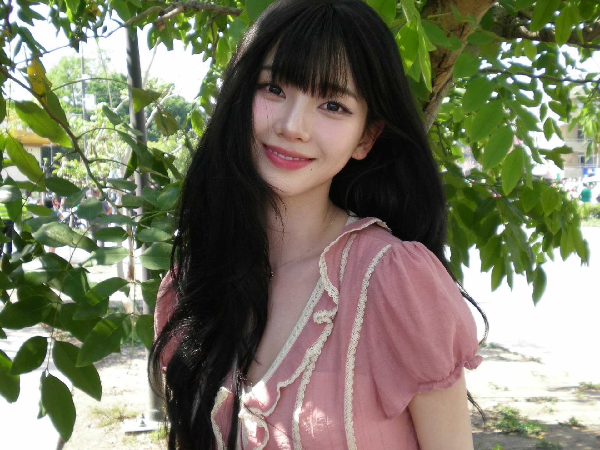 재고 있음 26 여름 새로운 달콤함 부드러운 바람 레이스 프릴 V넥 반팔 여성 셔츠 상세 이미지 25