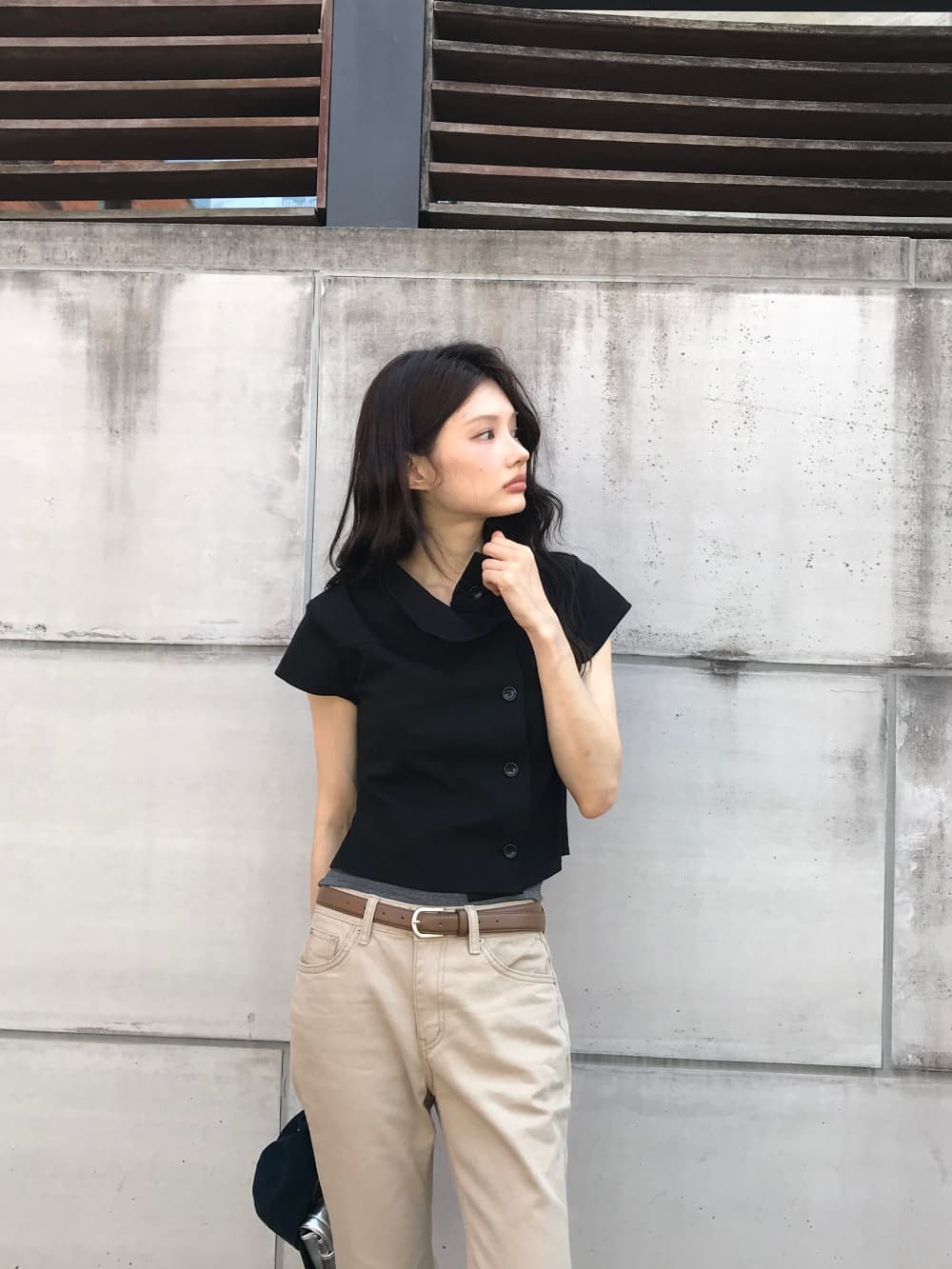 이중 버튼 배색 스탠드 칼라 반팔 티셔츠 여성 여름 몸매 가꾸기 슬림해 보이는 디자인 센스 패션 다용도 레트로 맨위 상세 이미지 47