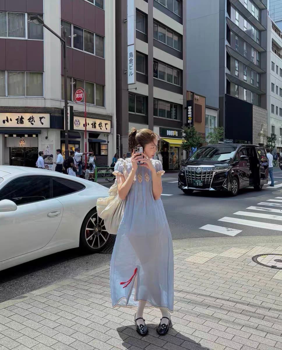 재고 있음 한국 동대문 파란색 꽃밭 소매 레이스 레이스 드레스 롱 스커트 상세 이미지 4