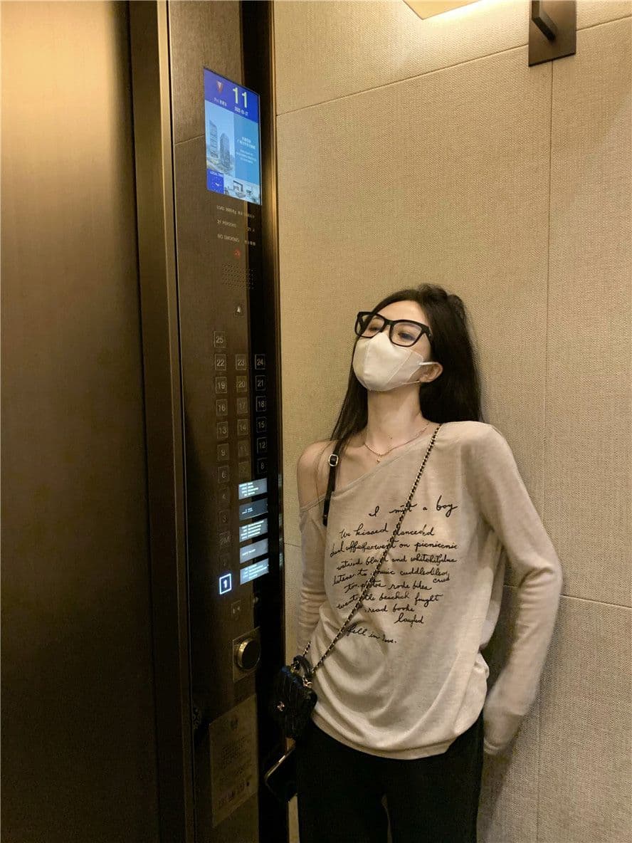2026 오프숄더 슬립 긴팔 티셔츠 여성 여름 얇은 스타일 알파벳 루즈핏 자외선 차단 블라우스 만나는 작은 셔츠 맨위 상세 이미지 7