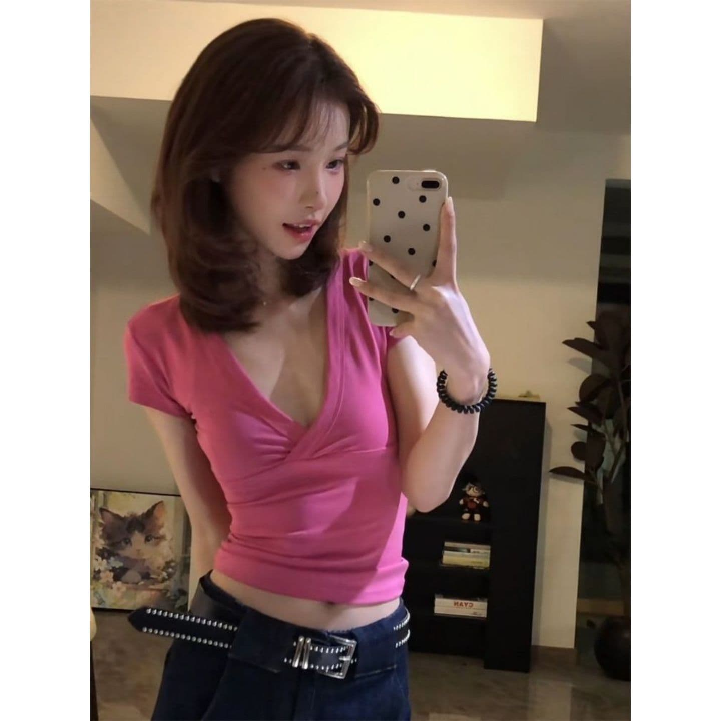 2026 깊은 V 넥 낮은 가슴 몸매 가꾸기 반팔 티셔츠 여성 여름 이미지 4