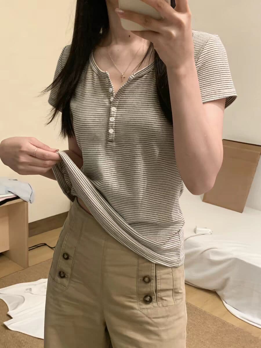 2026 한 부서 헨리 칼라 스트라이프 긍정적 인 어깨 반팔 티셔츠 작은 대중 여성 여름 새로운 상세 이미지 5