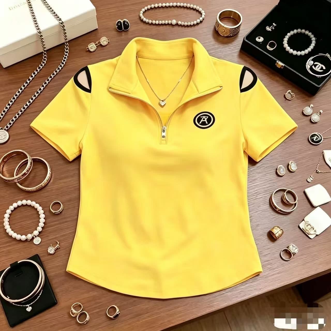 2026 여름 새로운 반팔 티셔츠 여성 POLO 셔츠 품격 다용도 캐주얼 빅 사이즈 외국 가스 슬림해 보이는 맨위 이미지 3