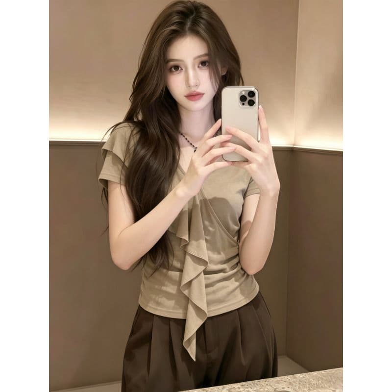 2026 한 부서 V넥 반팔 티셔츠 여성 폭발 여름 디자인 센스 고유 한 아름다운 불규칙 맨위 서비스 이미지 2