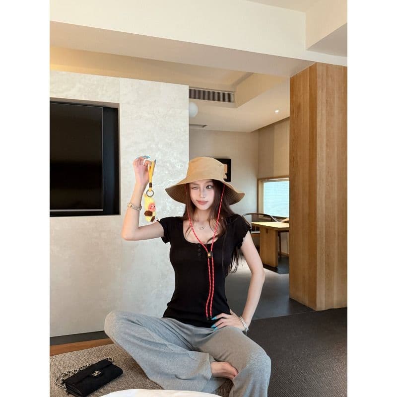2026 작은 대중 프릴 몸매 가꾸기 대 u 칼라 반팔 티셔츠 여름 꼬집기 허리 디스플레이 얇고 작은 날다 소매 맨위 이미지 2