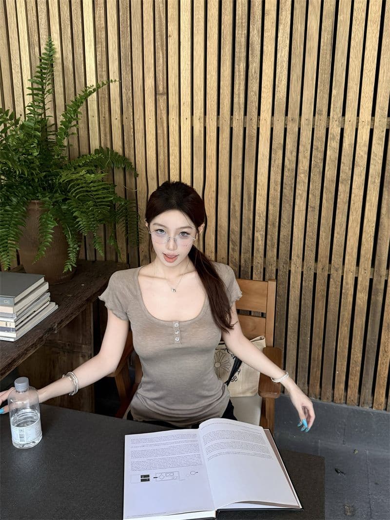 2026 작은 대중 프릴 몸매 가꾸기 대 u 칼라 반팔 티셔츠 여름 꼬집기 허리 디스플레이 얇고 작은 날다 소매 맨위 상세 이미지 7
