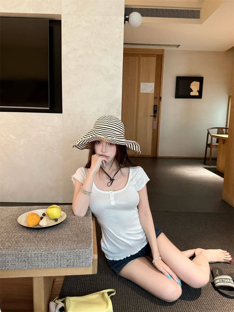 2026 작은 대중 프릴 몸매 가꾸기 대 u 칼라 반팔 티셔츠 여름 꼬집기 허리 디스플레이 얇고 작은 날다 소매 맨위 상세 이미지 38