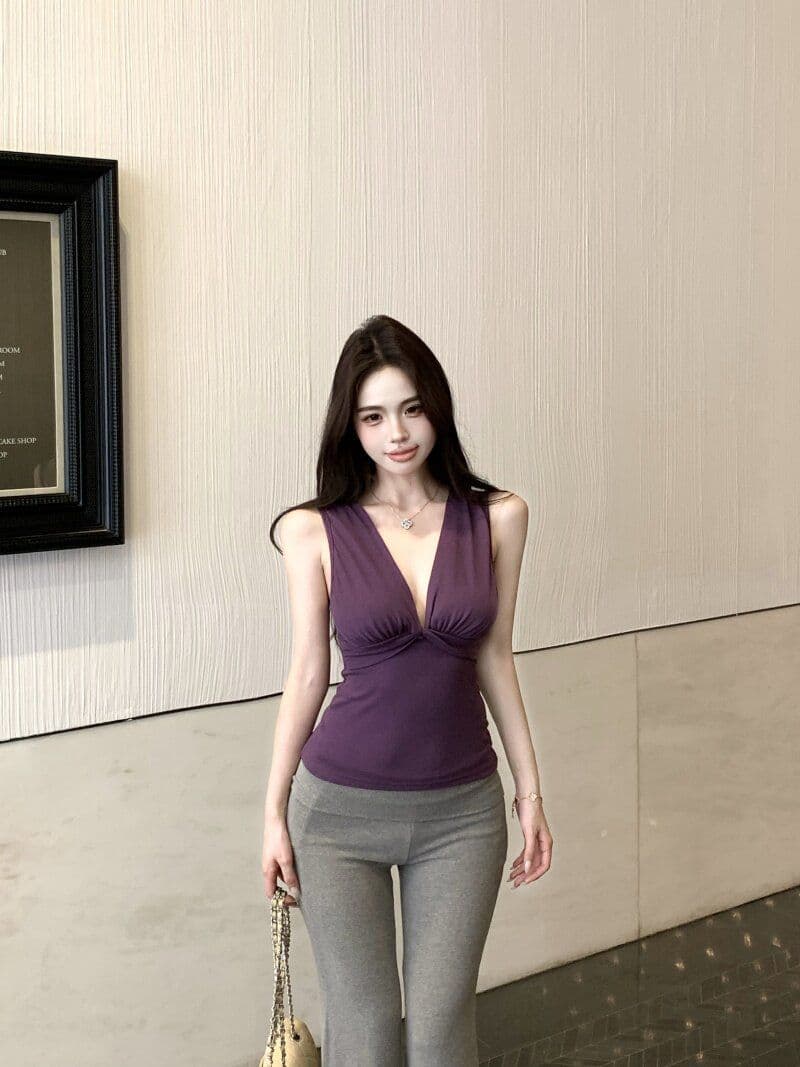 2026 순수한 욕망 바람 섹시함 깊은 V 넥 민소매 품격 조끼 여름 몸매 가꾸기 허리 수축 핫걸 작은 대중 쇼트 스타일 맨위 상세 이미지 1