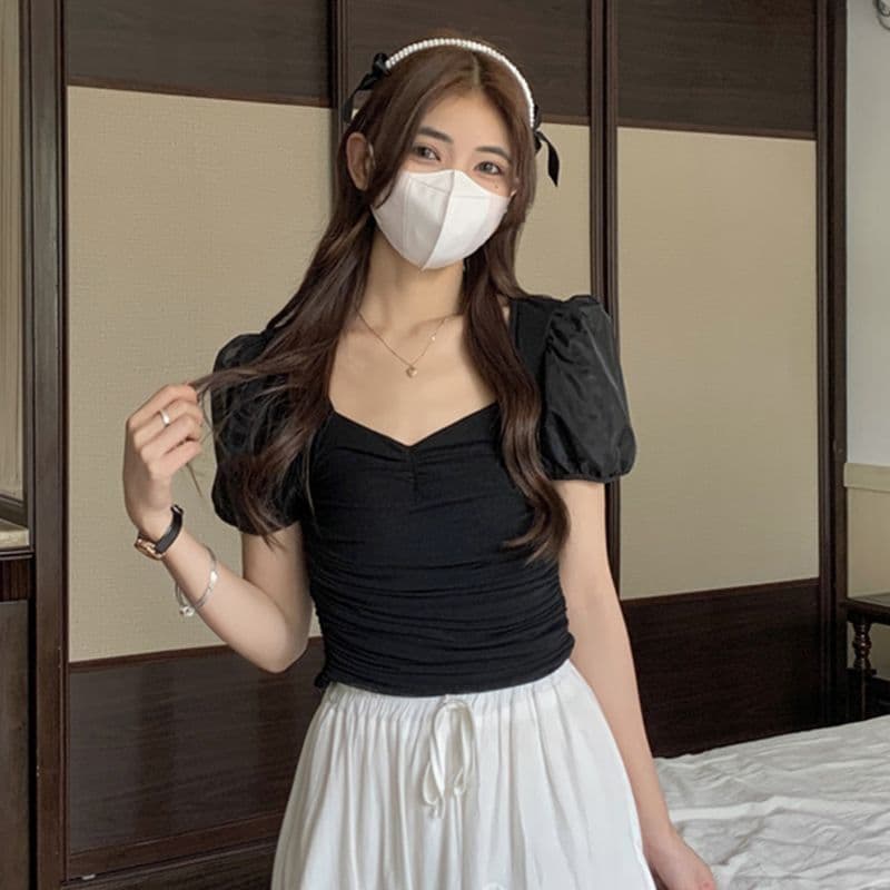 2026 새로운 프랑스식 거품 소매 여성 셔츠 여름 달콤한 핫걸 광장 칼라 반팔 몸매 가꾸기 순수한 욕망 바람 맨위 여성