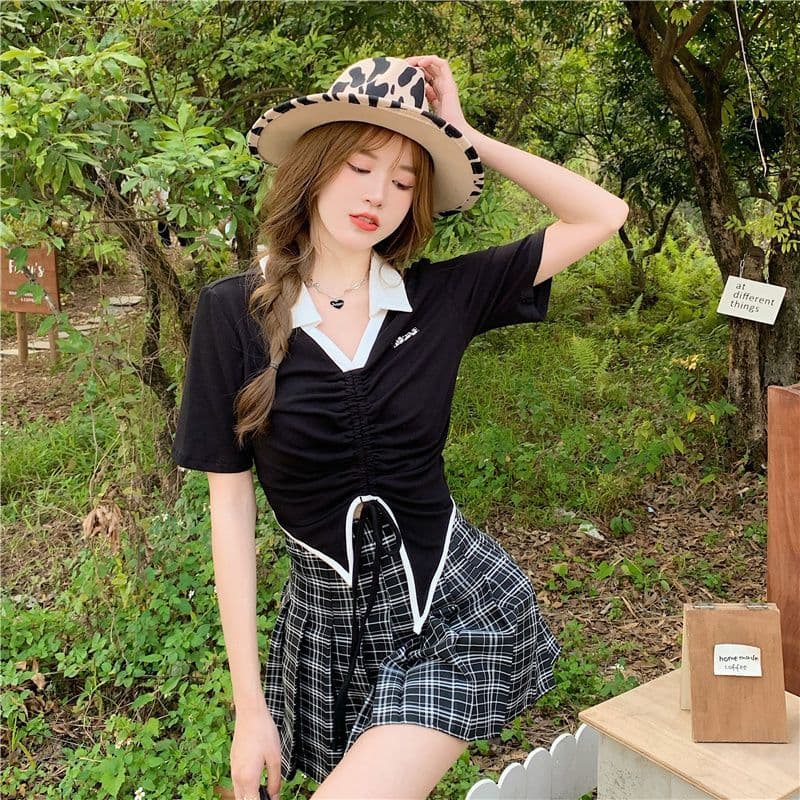 2026 POLO 칼라 반팔 티셔츠 여성 디자인 센스 작은 대중 지방 mm 검정색 슬림해 보이는 불규칙 펌프 로프 맨위 상세 이미지 2