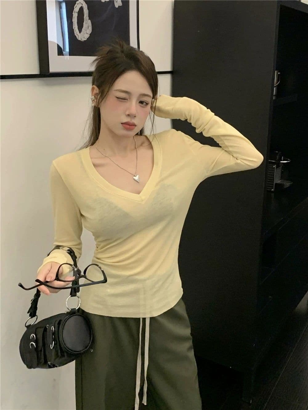 2026 느긋한 바람 얇은 스타일 블라우스 캐주얼 V넥 긴팔 티셔츠 여성 여름 상세 이미지 7