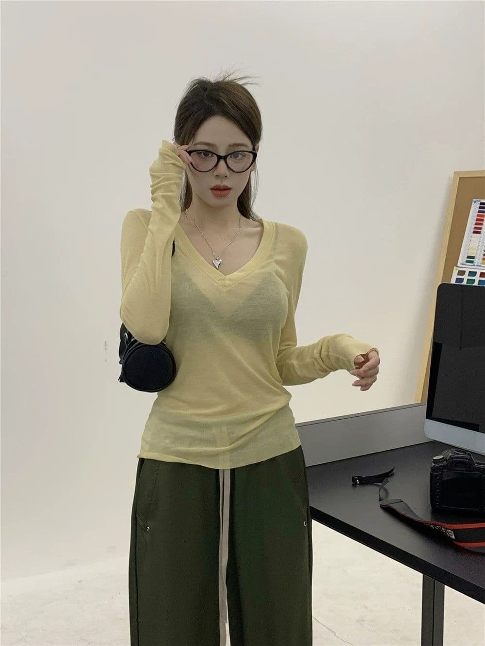 2026 느긋한 바람 얇은 스타일 블라우스 캐주얼 V넥 긴팔 티셔츠 여성 여름 상세 이미지 8