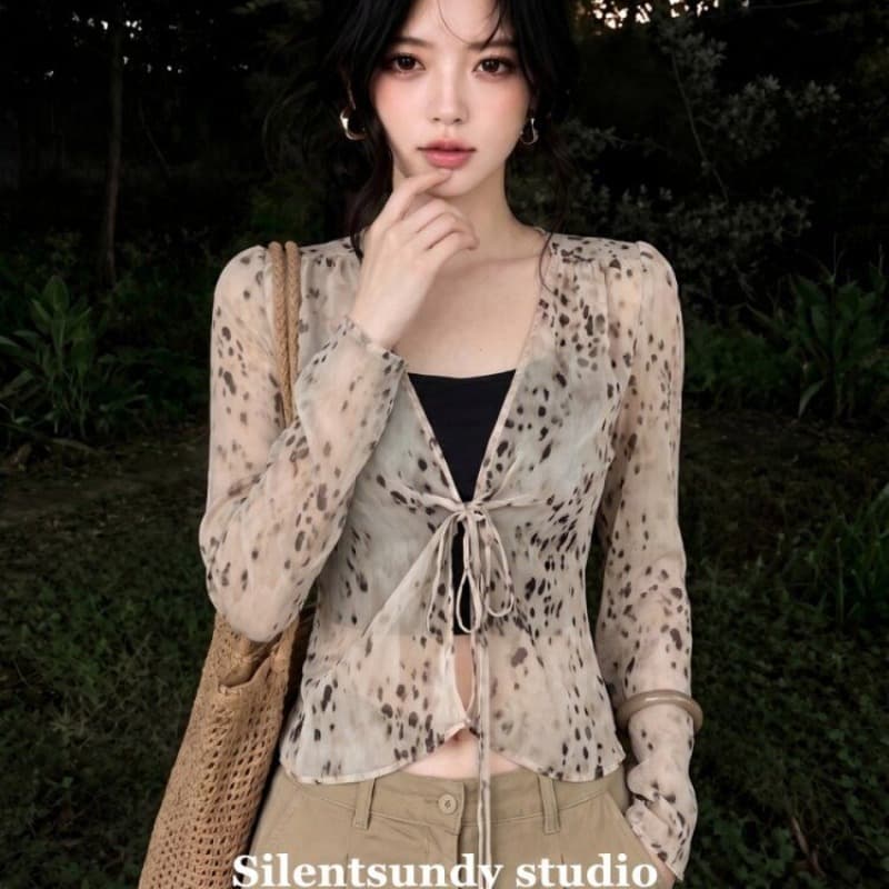 2026 있음 가슴 패드 레오파드 무늬 V넥 긴팔 레이스업 여성 셔츠 허리 수축 여름 착용 가져 가라. 디자인 센스 품격 맨위 이미지 5