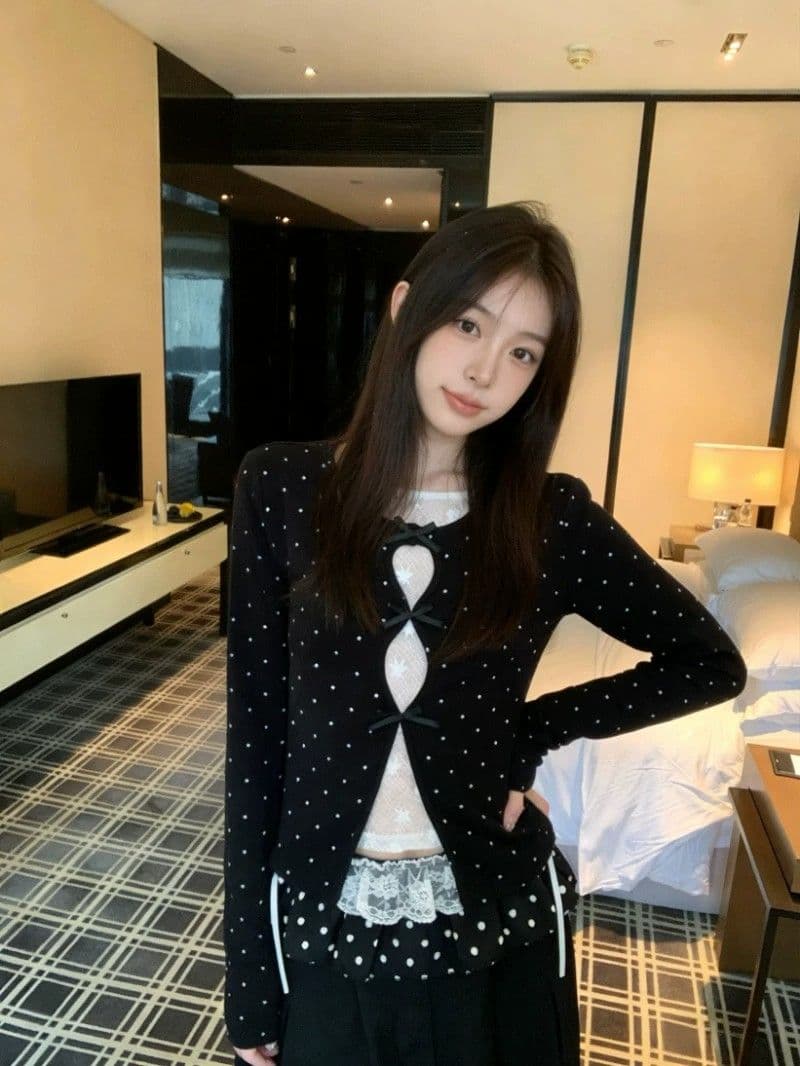 2026 연령 감소 도트 무늬 레이스 조각 페이크 레이어드 티셔츠 여성 가을 새로운 Chic 슬림해 보이는 맨위 상세 이미지 5