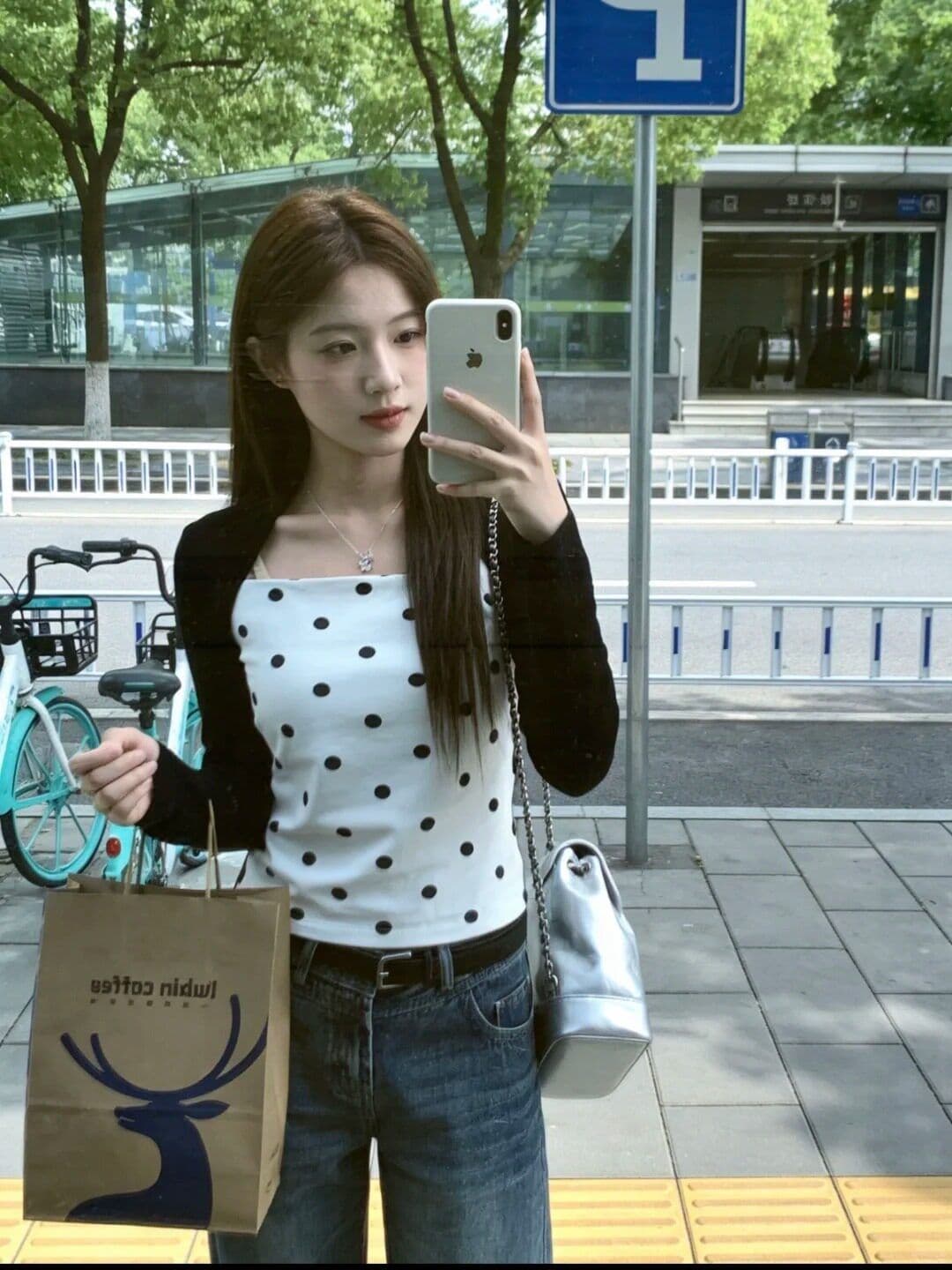 2026 페이크 레이어드 배색 패치워크 도트 무늬 긴팔 티셔츠 여성 조기 봄 기본 셔츠 몸매 가꾸기 맨위 상세 이미지 3