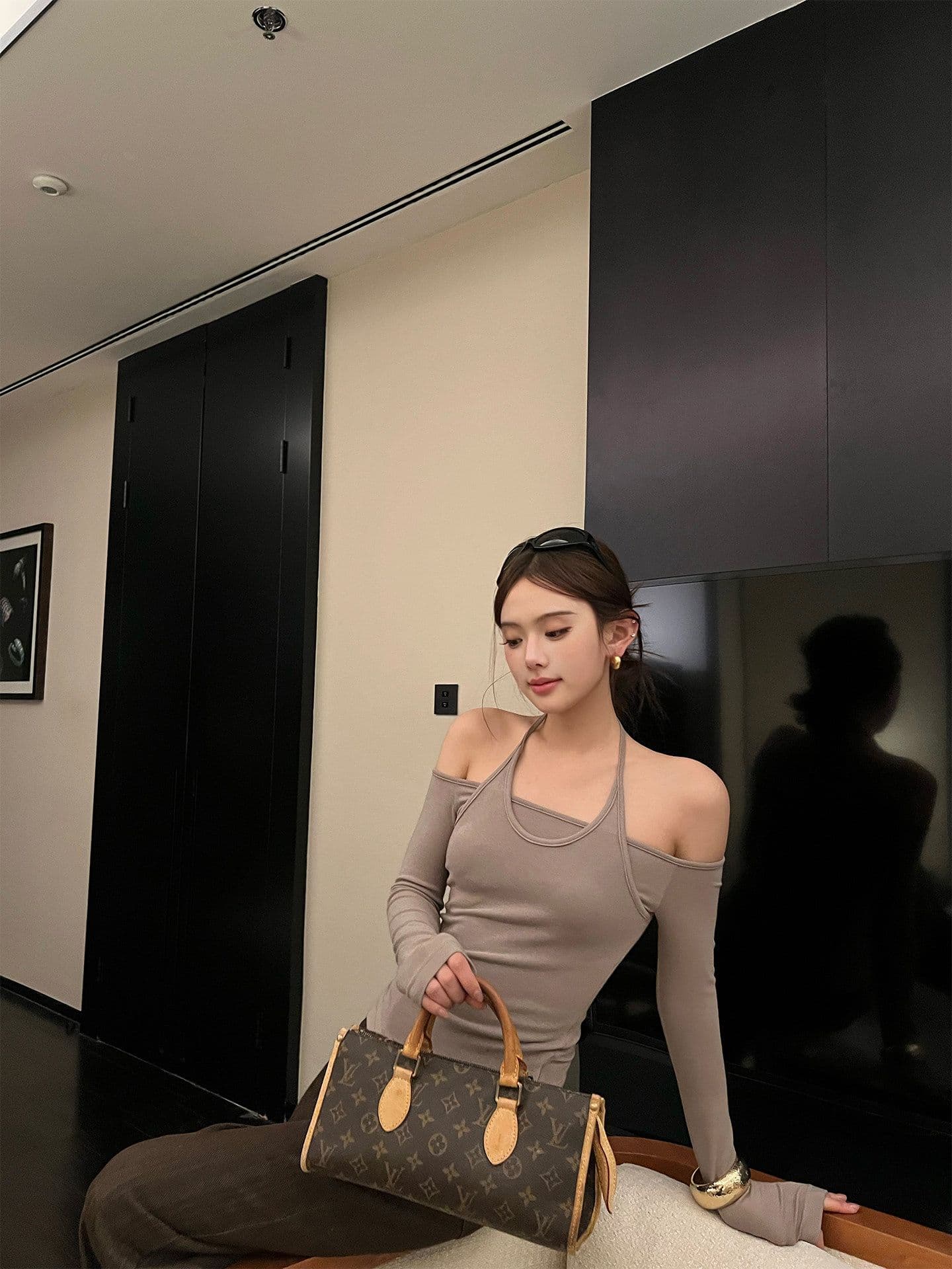 2026 디자인 센스 페이크 레이어드 행침 목 허리 수축 오프숄더 긴팔 티셔츠 여성 가을 아름다운 슬림해 보이는 맨위 상세 이미지 9
