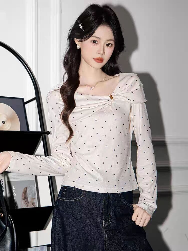 2026 한 부서 캠퍼스 바람 도트 무늬 디자인 몸매 가꾸기 슬림해 보이는 티셔츠 긴팔 가을 겨울철 새로운 비틀림 맨위 상세 이미지 3