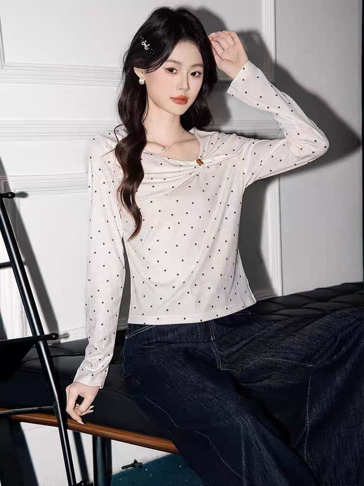 2026 한 부서 캠퍼스 바람 도트 무늬 디자인 몸매 가꾸기 슬림해 보이는 티셔츠 긴팔 가을 겨울철 새로운 비틀림 맨위 상세 이미지 4
