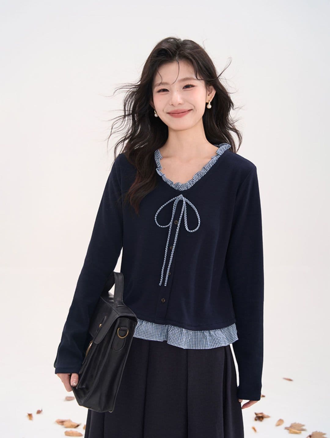 2026 가을 겨울 새로운 레이스업 V넥 한 부서 체크무늬 프릴 페이크 레이어드 패치워크 긴팔 티셔츠 맨위 상세 이미지 26