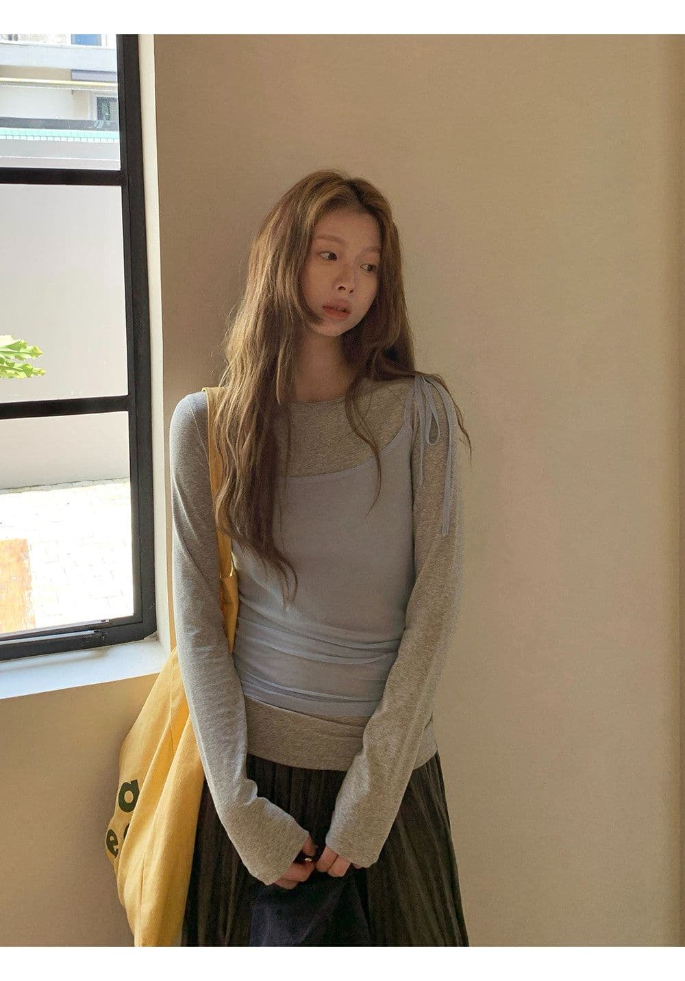 인사이드 가져 가라. 기본 셔츠 여성 가을 2026 새로운 긴팔 티셔츠 한 부서 착용 가져 가라. 회색 맨위 투피스 세트 상세 이미지 15