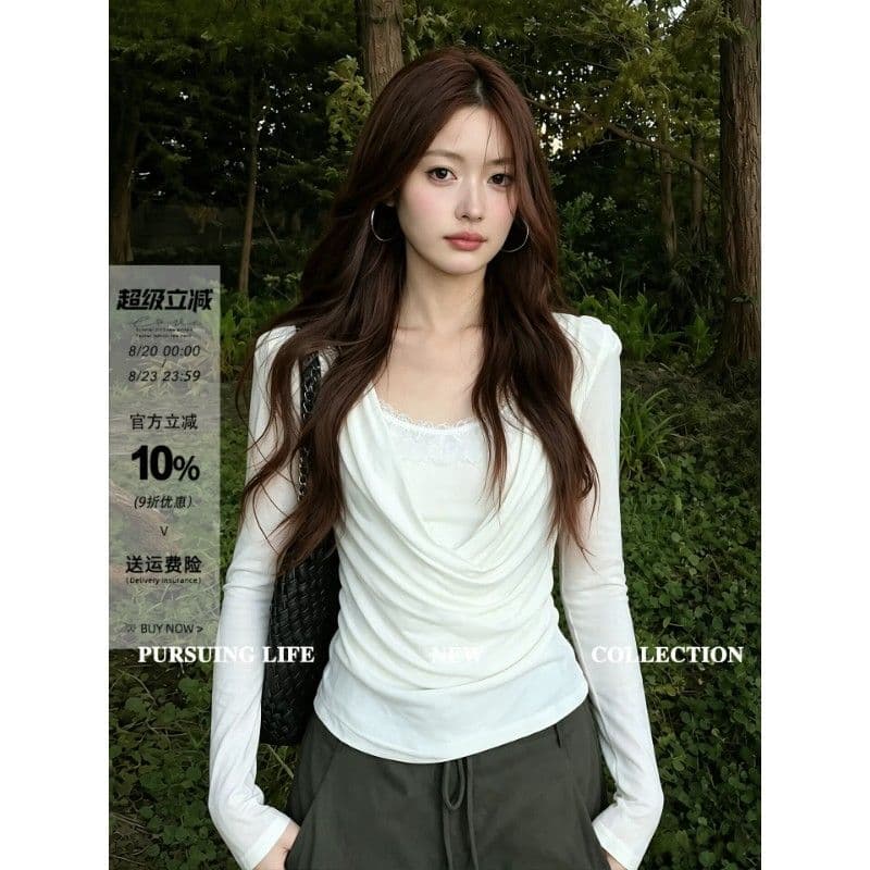 2026 화이트 흔들다 칼라 긴팔 티셔츠 여성 가을 디자인 센스 레이스 조각 작은 셔츠 품격 몸매 가꾸기 슬림해 보이는 맨위