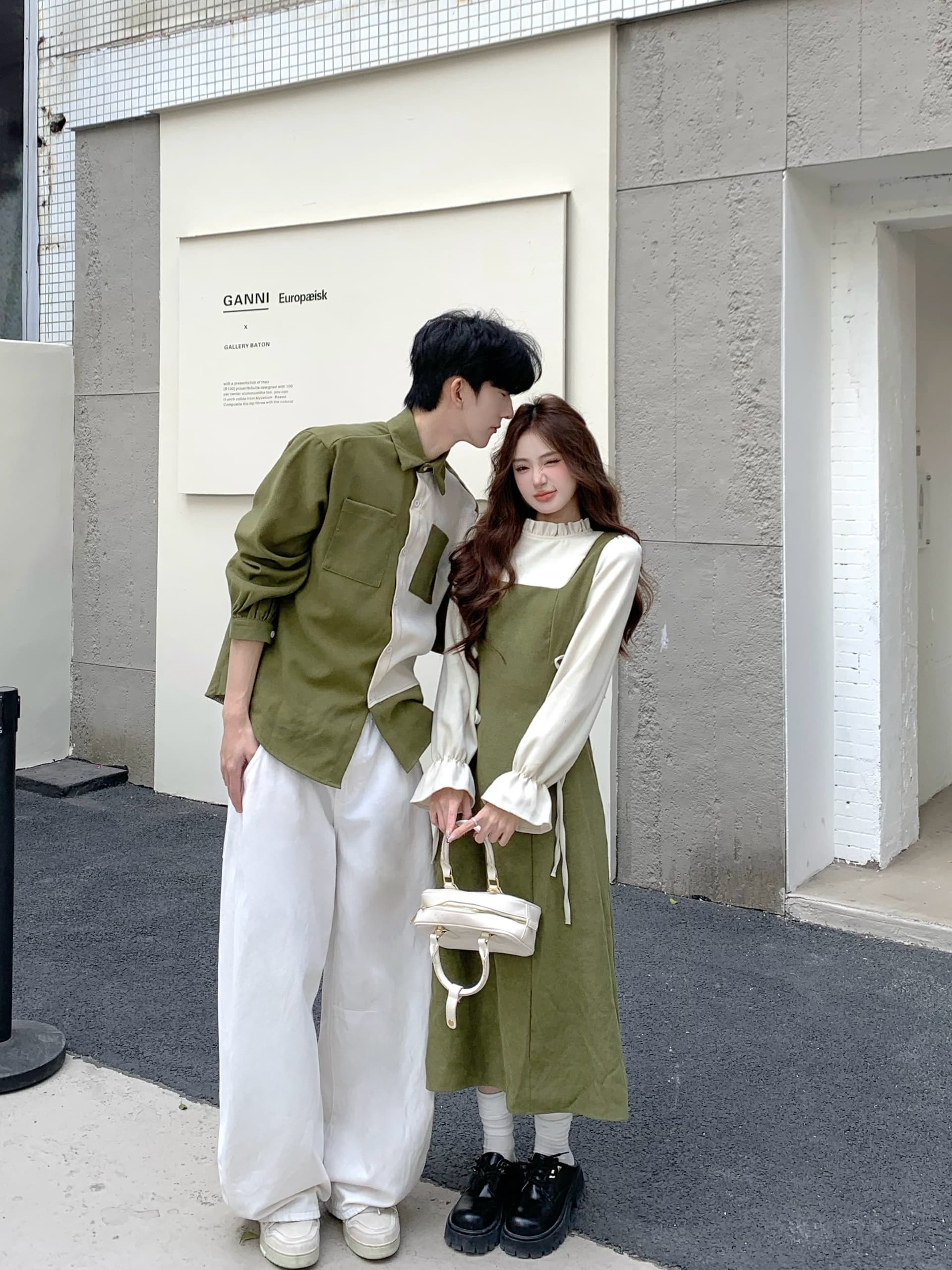 실사 이른 봄 한 부서 착용 가져 가라. 고급 센스 페이크 레이어드 멜빵 허리 수축 드레스 아이들 롱 스커트 커플룩 이미지 5