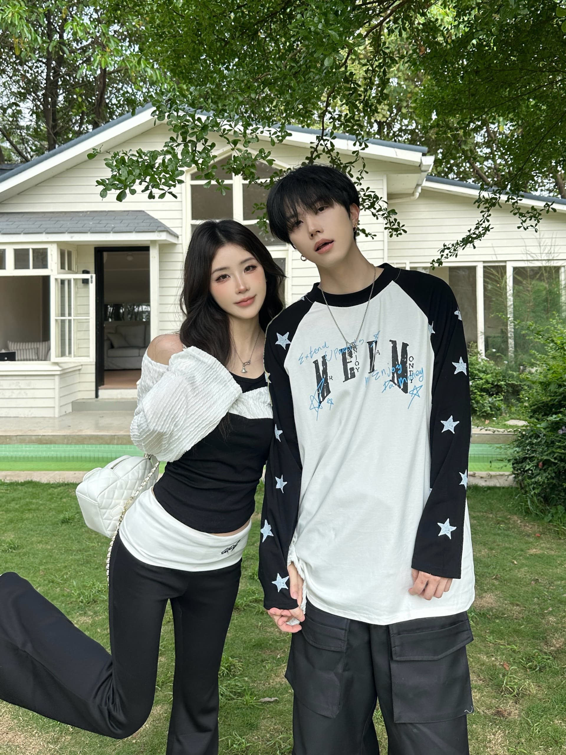 실사 순수한 욕망 바람 페이크 레이어드 행침 목 오프숄더 긴팔 맨위 여성 봄 슬림해 보이는 캐주얼 바지 세트 커플룩 이미지 3